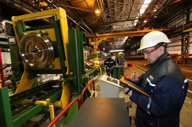 Мужчины ищут позиции с бронированием, но даже крупные работодатели не могут забронировать всех