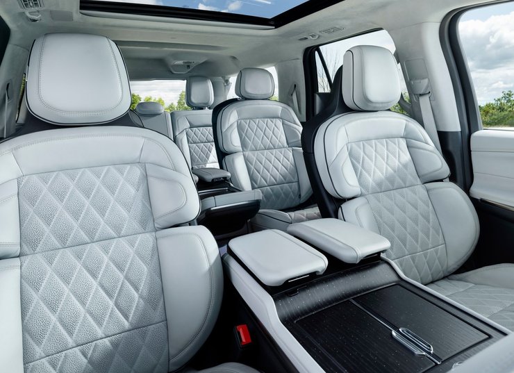 салон Lincoln Navigator 2025, Lincoln Navigator, новый Lincoln Navigator