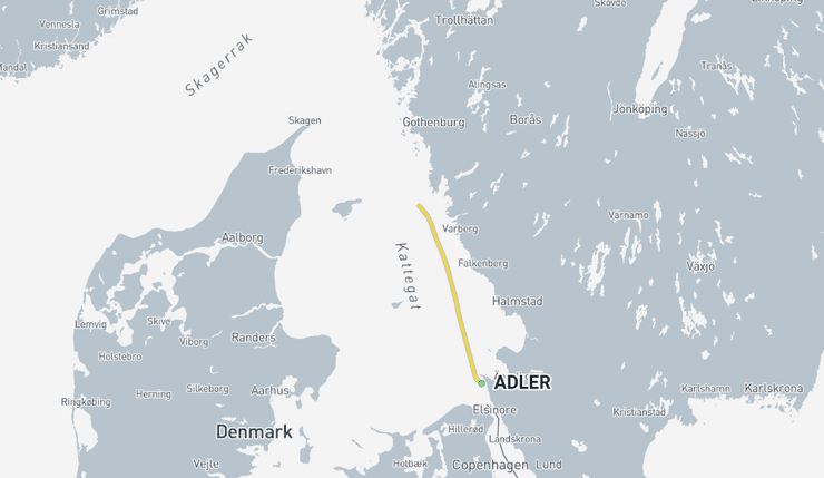 Шведы отпустили российский контейнеровоз "Адлер"