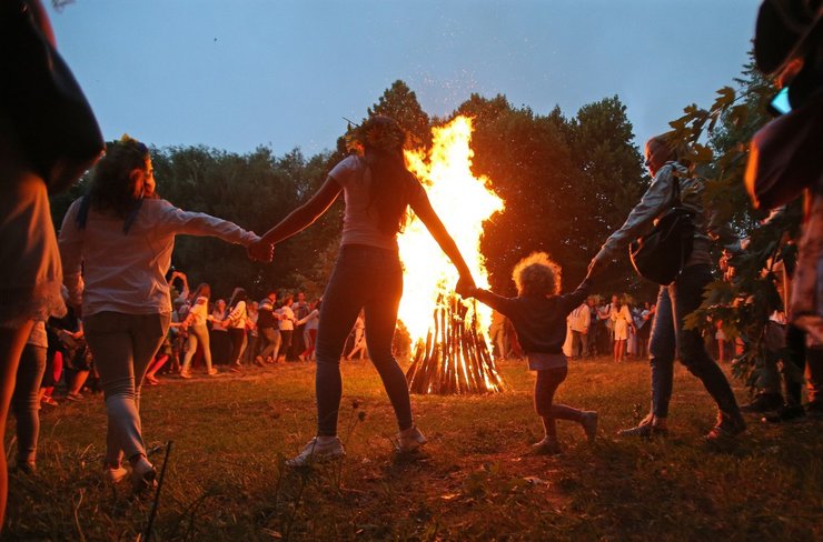 костер, Ивана Купала, традиции купальской ночи