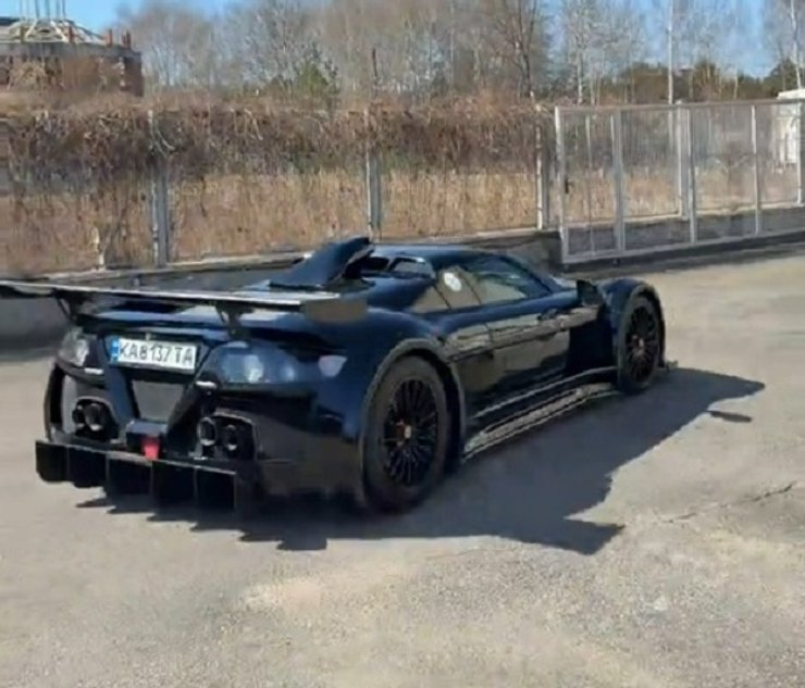 Gumpert Apollo S