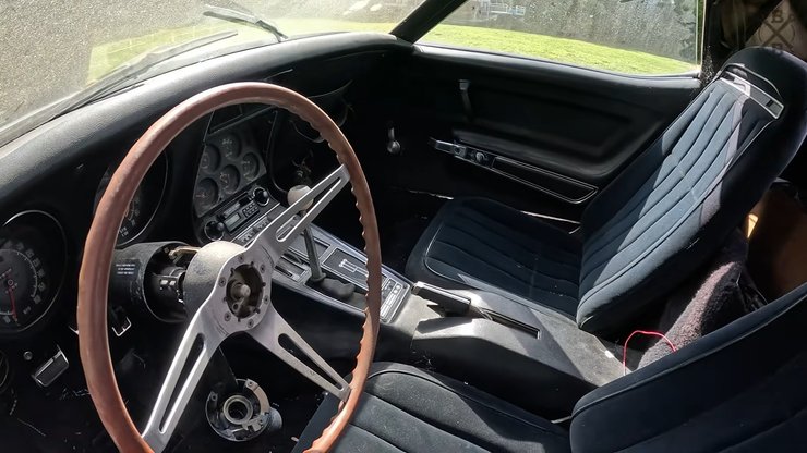 Салон Chevrolet Corvette
