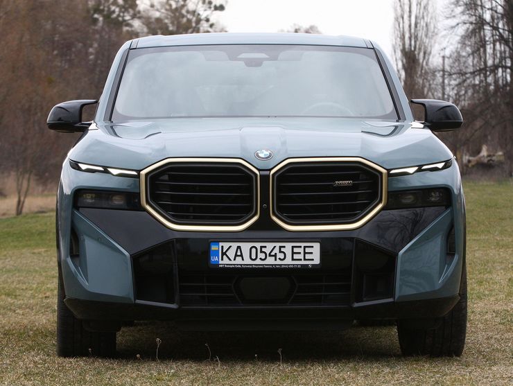 BMW XM, BMW XM 2024, новий BMW XM, кросовер BMW