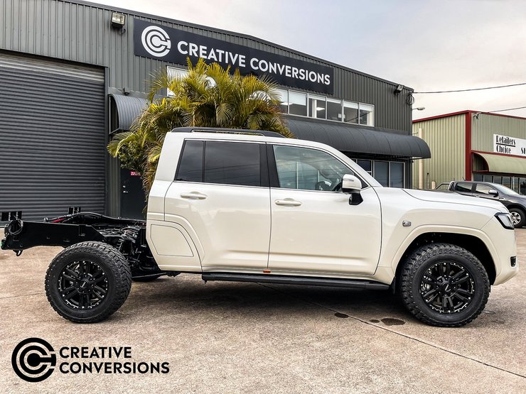 Toyota Land Cruiser 300, Toyota Land Cruiser, пикап Toyota Land Cruiser, тюнинг Toyota Land Cruiser