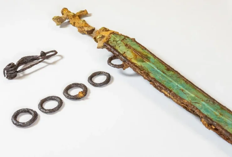 артефакты меч кольца кольца находка археология