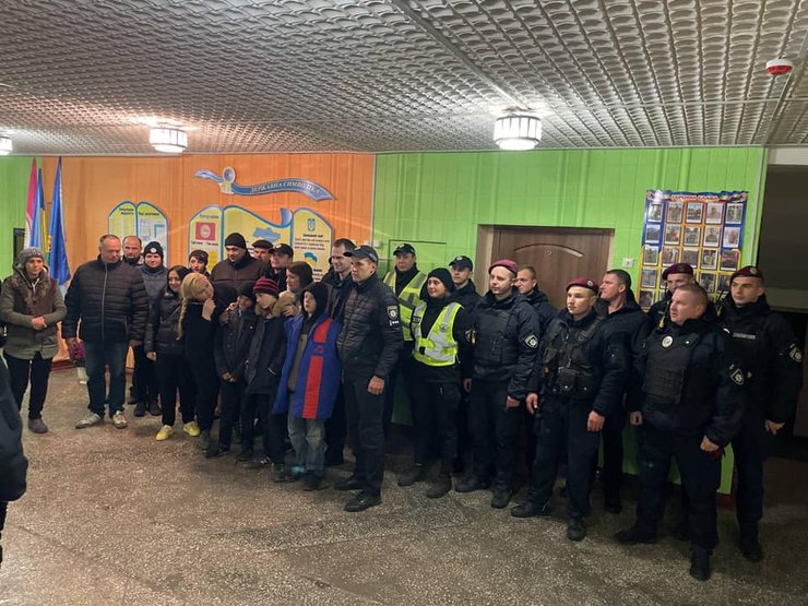 полиция, найденные дети