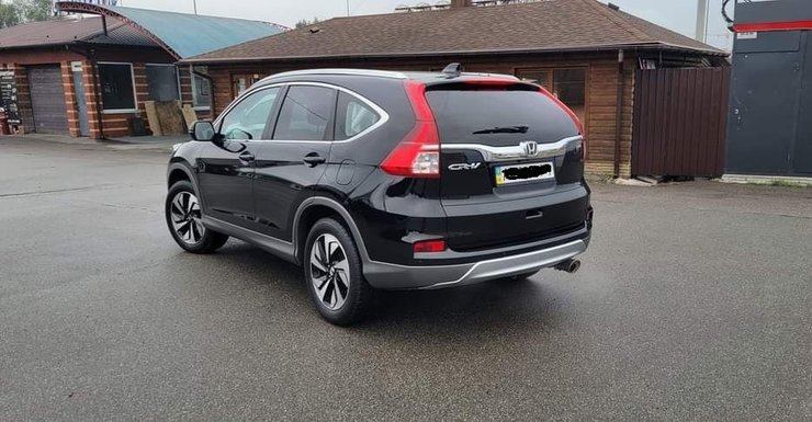 обстрел авто, ракетный обстрел, обстрел Яворова, Honda CR-V, кроссовер Honda CR-V
