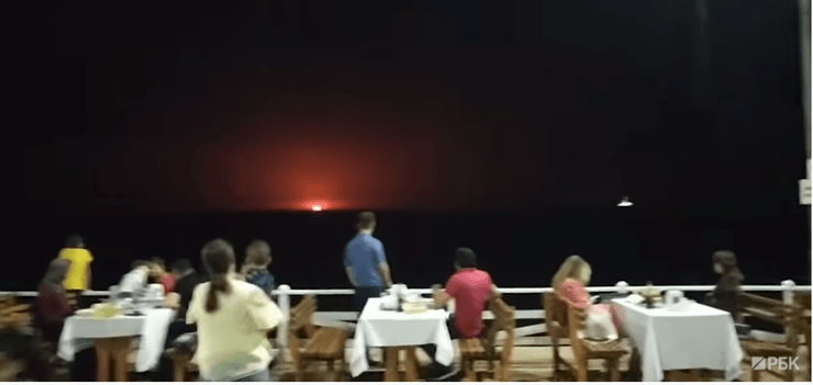 взрыв, каспийское море, люди, фото