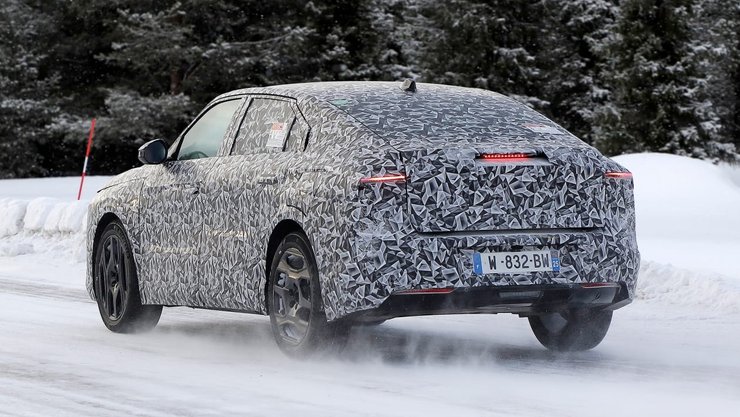 кроссовер DS 9 2024, DS 9, новый DS 9, кроссовер DS, электромобиль DS