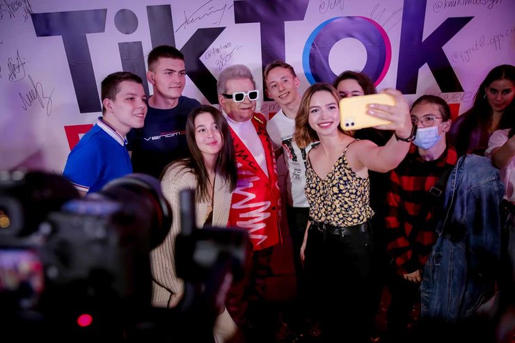 поплавский, селфи