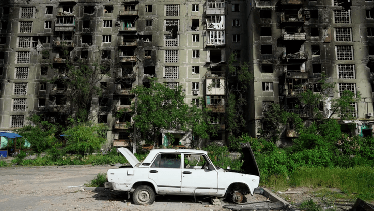 В Мариуполе разрушены дома фото