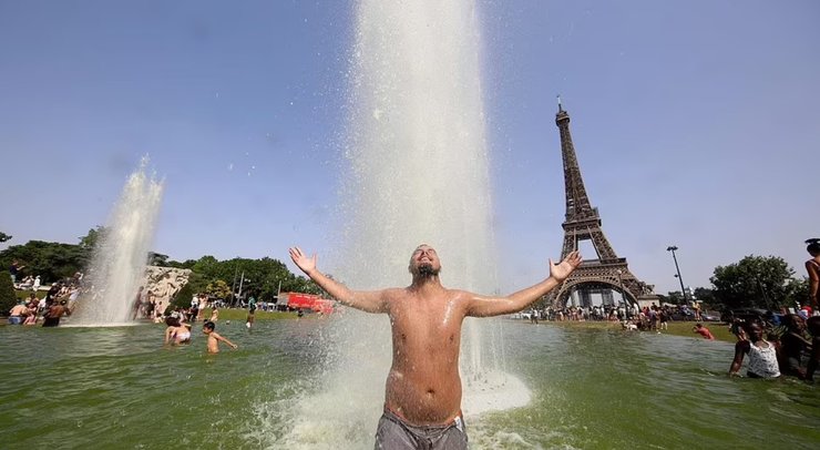 Жара, Париж