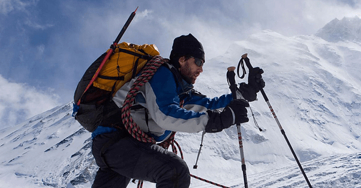 Американець увійшов в історію світового альпінізму, ставши першою незрячою людиною, яка підкорила найвищі вершини