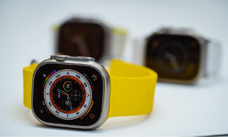 micro-LED, Apple Watch Ultra