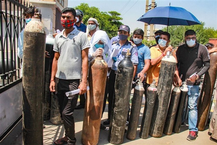 кислород, кислородные баллоны, индия