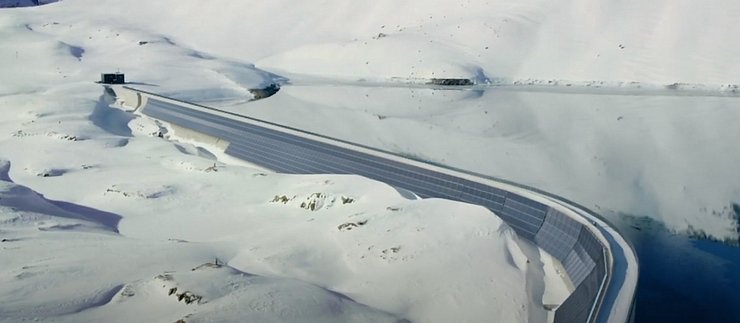 Солнечные панели, плотина, Солнечные батареи