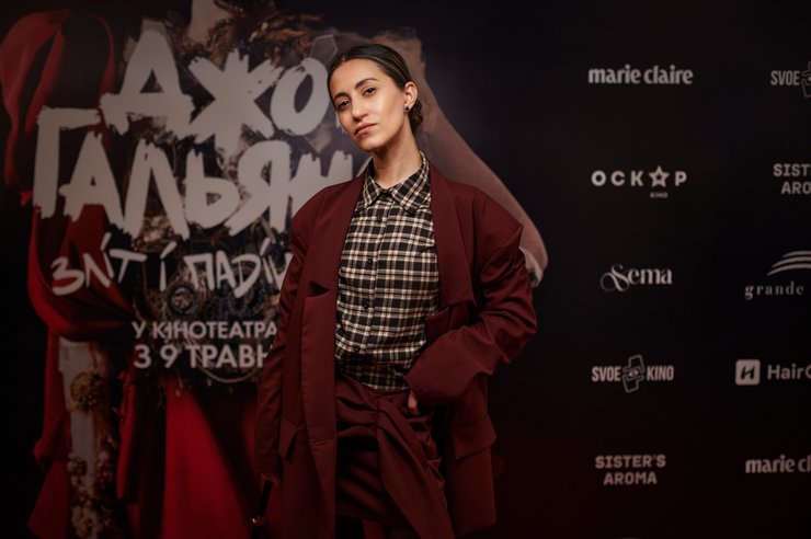 Тина Сизонова