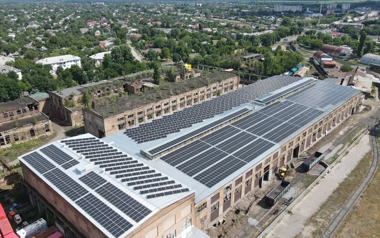 Солнечная станция на вагоностроительном заводе в Смеле