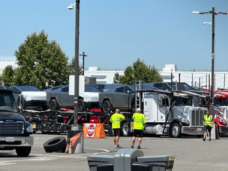 Tesla Cybertruck, пикапы Tesla Cybertruck, электромобили Tesla