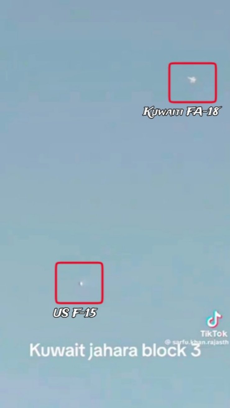 Скриншот з літаками F/A-18 та F-15E над Кувейтом 2 березня