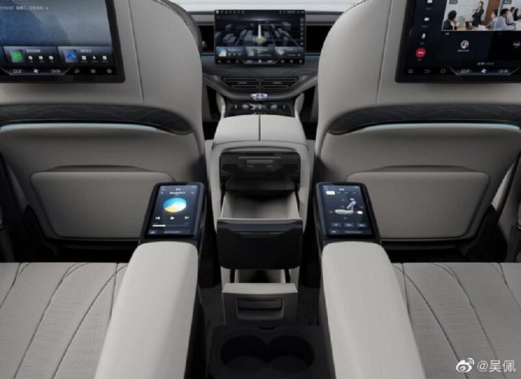 Denza D9 2022, Denza D9, BYD Denza D9, новый Denza D9, минивэн Denza D9, электромобиль Denza D9