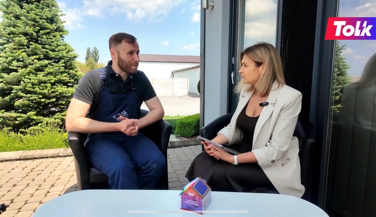 Керуючий фермою Олексій Лемешко і генеральний директор «Толк Україна» Ірина Береснєва