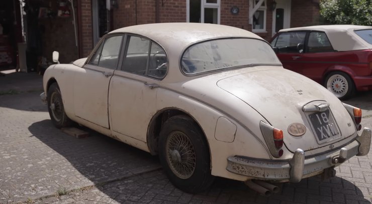 Jaguar Mark 2