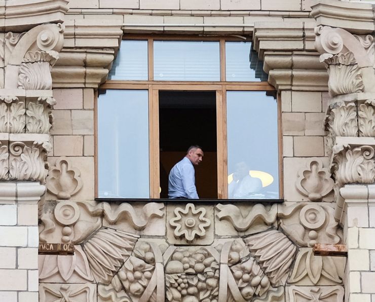 Віталій Кличко у вікна, мер Києва, хто господар в Києві