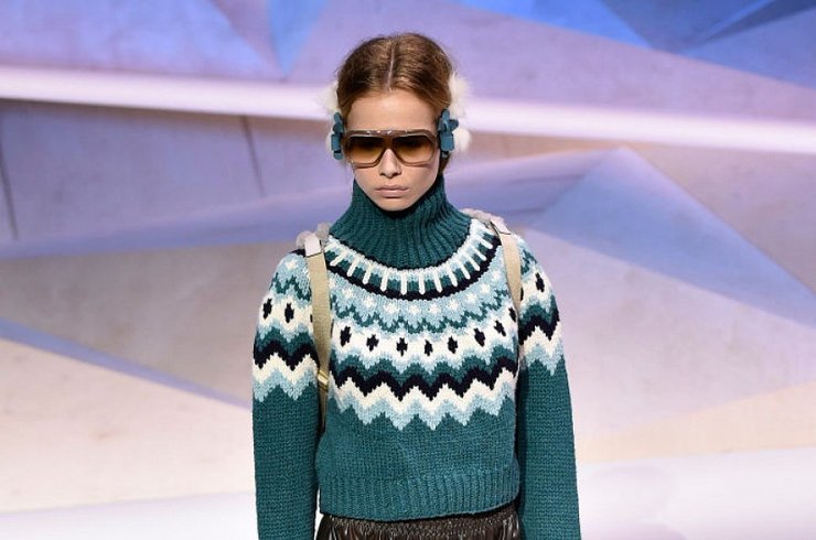 Свитер скандинавский принт 2020