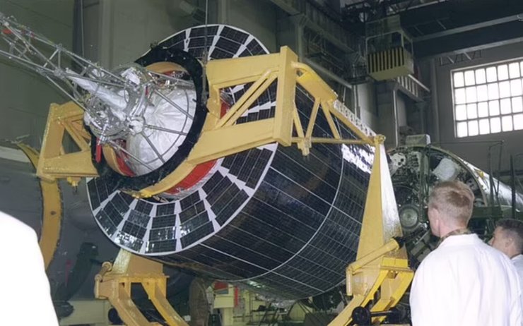 спутник  Космос 2361