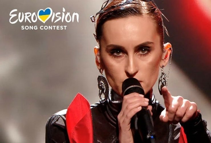 Солистка группы Go_A - фото