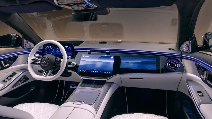 салон Мерседеса S-класса