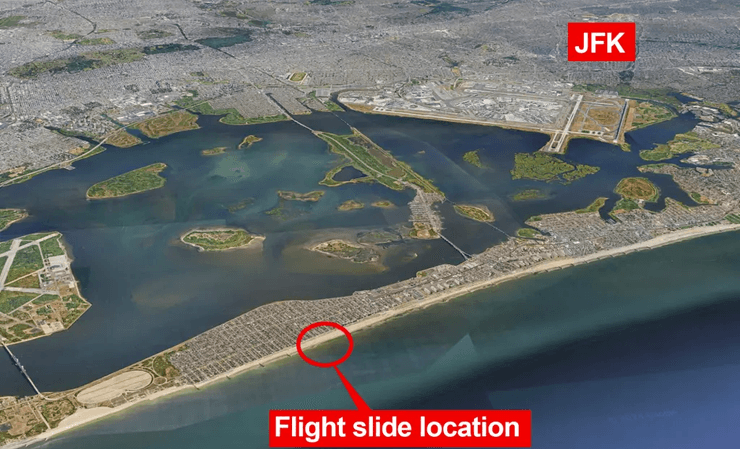 Аварийный трап выпал из самолета, надувной трап, часть самолета, проблемы с безопасностью, суд, подал иск, адвокат, самолет, лайнер, рейс, побережье в США,