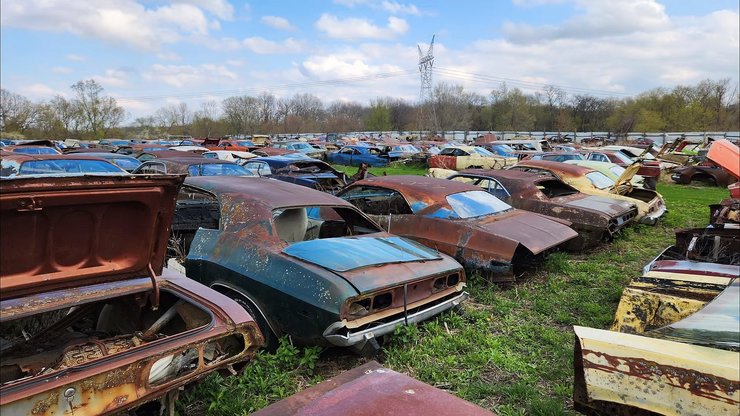 ретро авто, кладбище авто, Dodge Charger, Dodge Challenger, Plymouth Road Runner