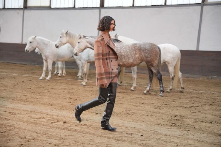 модне взуття на осінь тренди 2023 фото