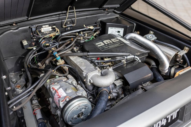 мотор делореан, DeLorean DMC-12, DeLorean DMC, назад в будущее, капсула времени