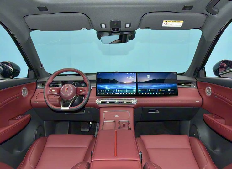 Салон Hongqi HS6 Салон Hongqi HS6 PHEV