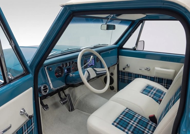 Салон Chevrolet C10 Салон Chevrolet C10