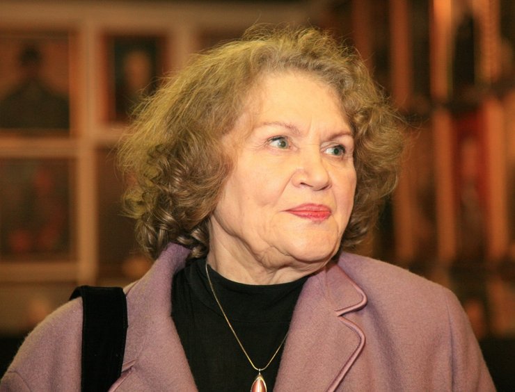 Лина Костенко