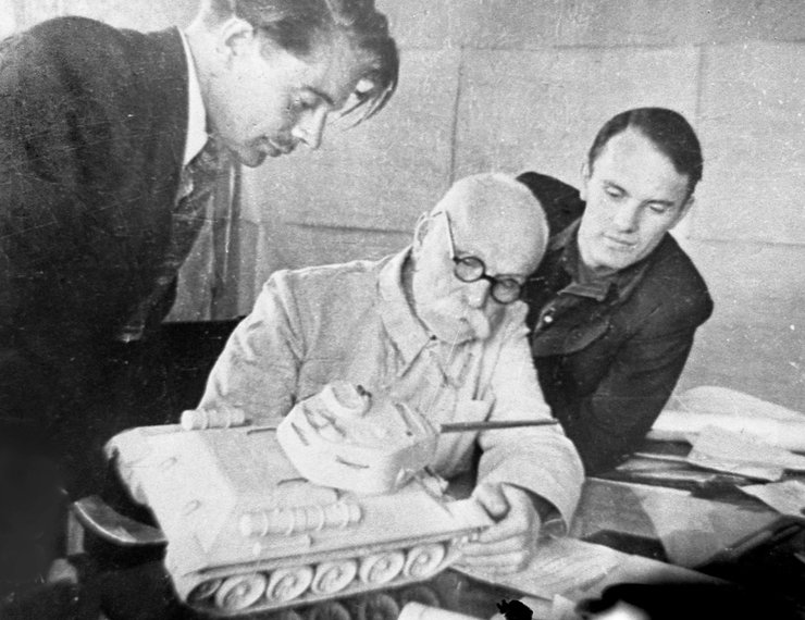 фото, СТАЛЬ ДЛЯ Т-34, Евгений Патон