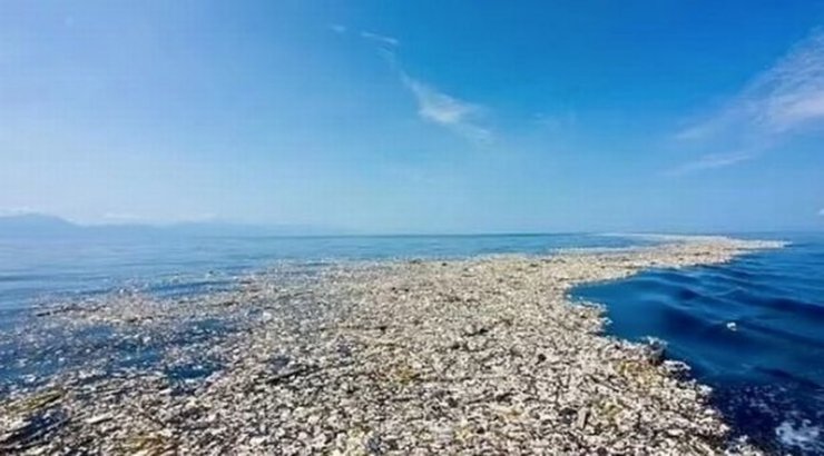 Великое тихоокеанское мусорное пятно, мусор в океане, океан, угроза экологии, плавучий мусор,