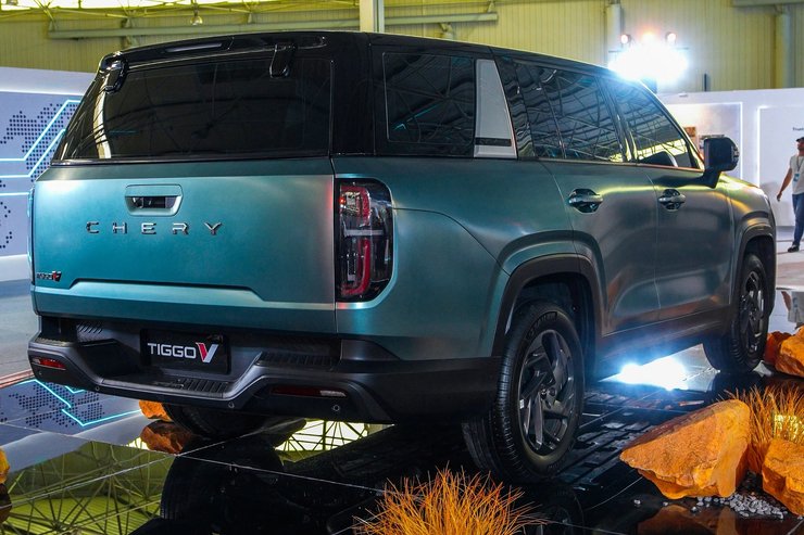 новий Chery Tiggo V