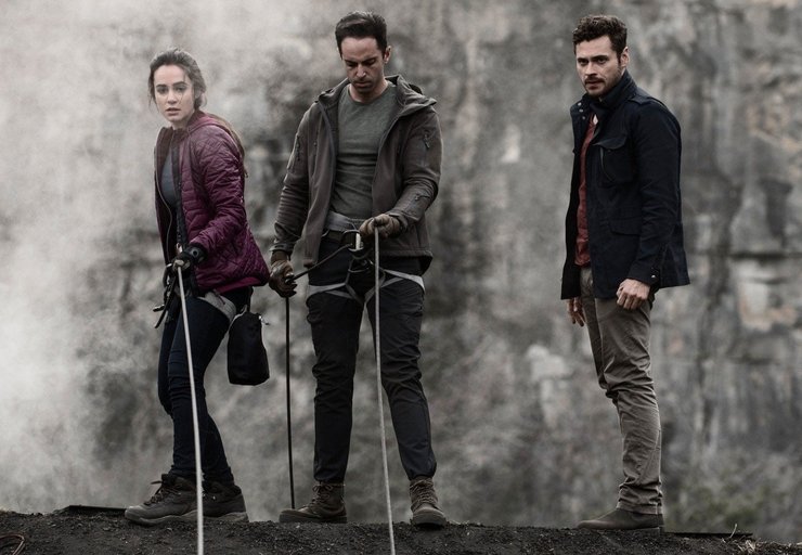 хребет дьявола, зак эйвери, мошенник