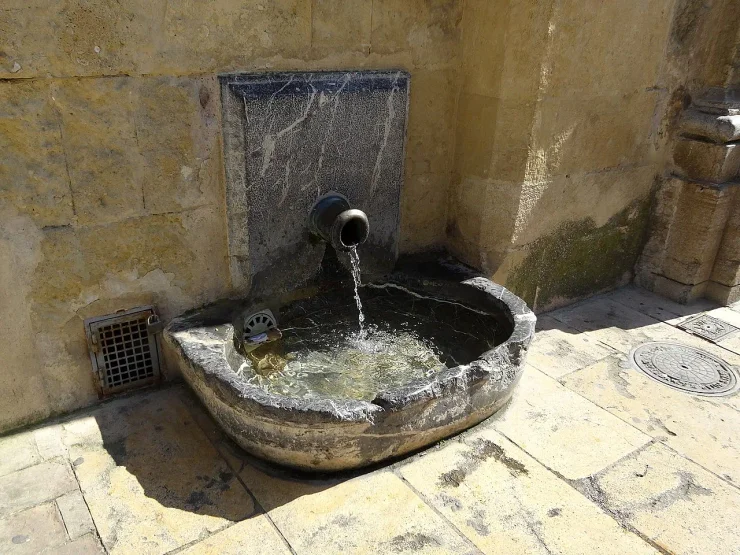 фонтан вода історія кордова археологія історія