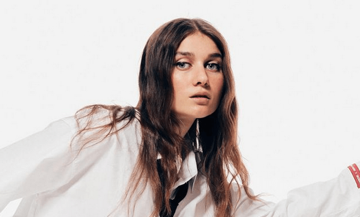 Jerry Heil, співачка