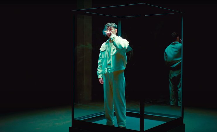 Армин ван Бюрен, Armin van Buuren, Duncan Laurence, Feel Something, клип, плейлист января