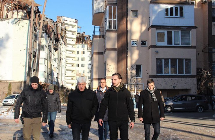 візит Стоянова до України