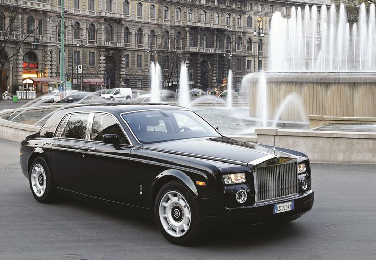 Роллс-Ройс Фантом 2003 года, Роллс-Ройс Фантом