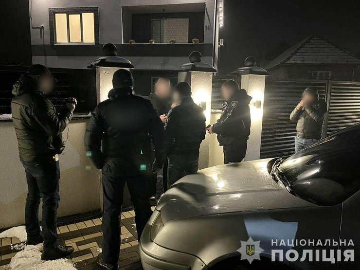 полиция обыски, схемы уклонисты, незаконное пересечение границы