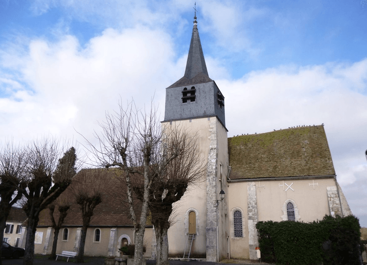 Старинная церковь в Ла-Шапель-сюр-Аверон, на реставрацию которой 91-летний мужчина передал миллион евро